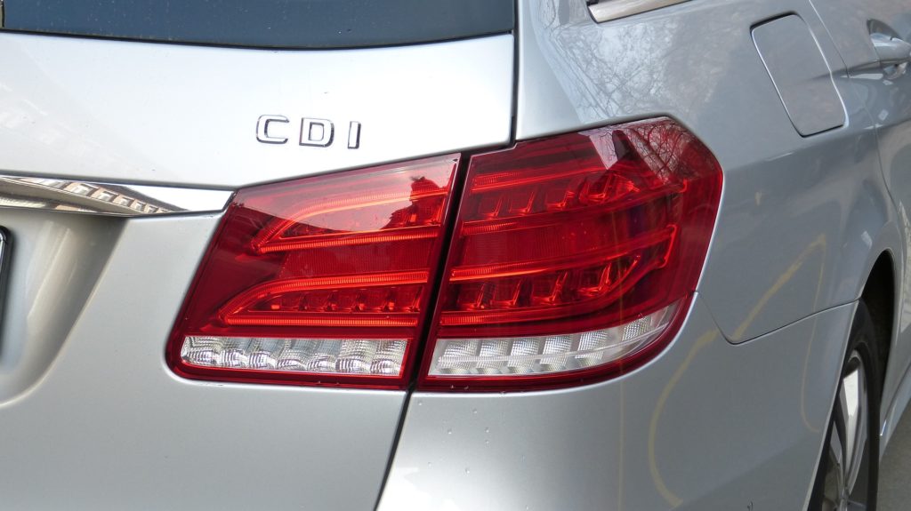 Schadenersatz für zehn Jahre alten Mercedes-Benz E 220 CDI